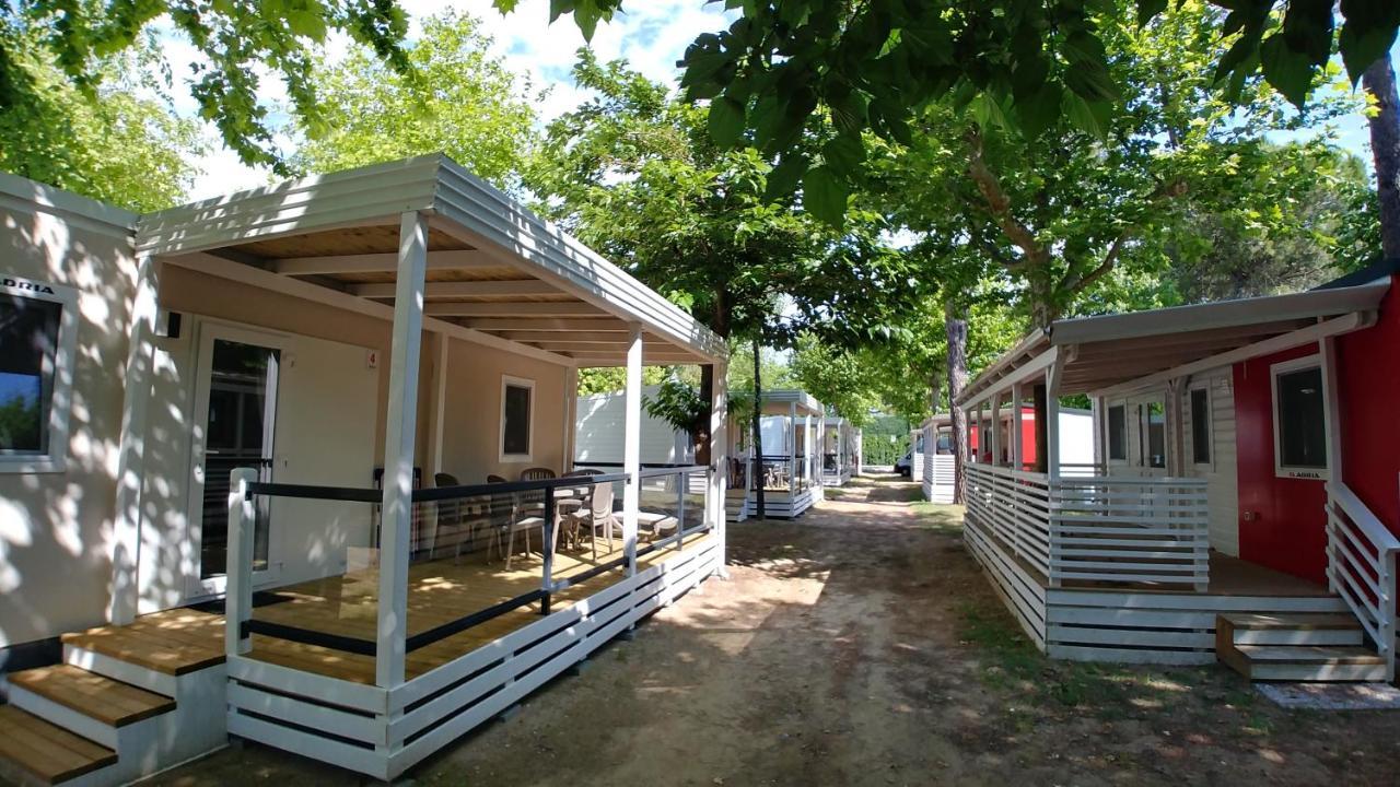 Victoria Mobilehome In Union Camping Cavallino Экстерьер фото